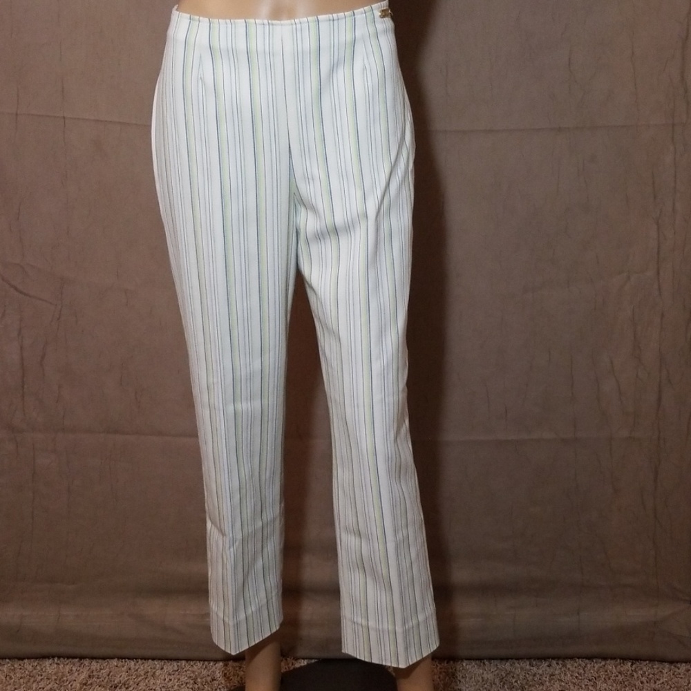 St. John Sport By Marie Gray Casual Pant.